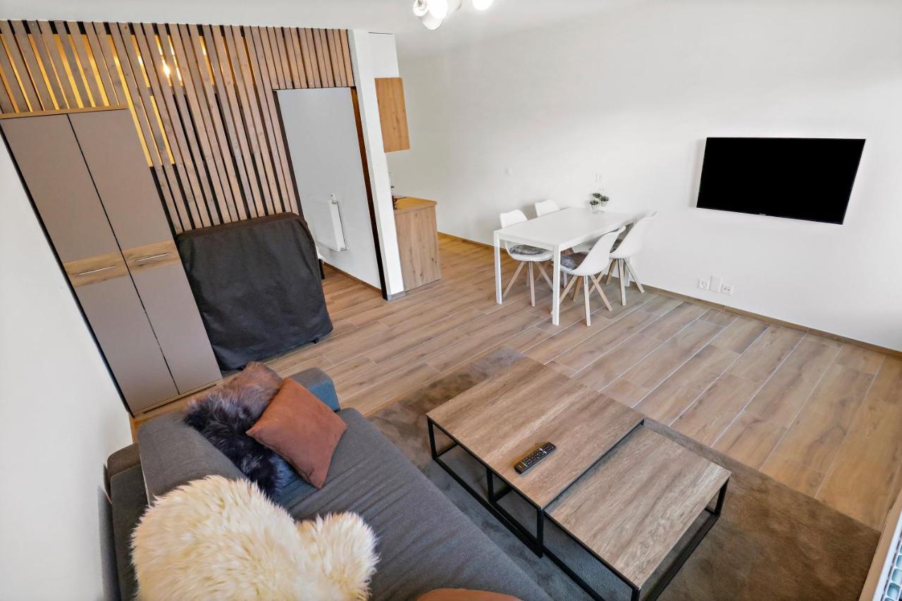 Appartement Cosy Et Renove Au Coeur De La Station Crans-Montana Esterno foto